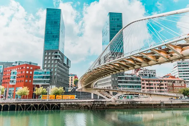 donde aparcar gratis en bilbao